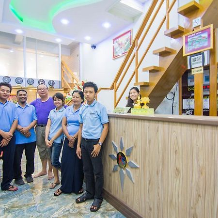 Royal Star Guest House Yangon Bagian luar foto