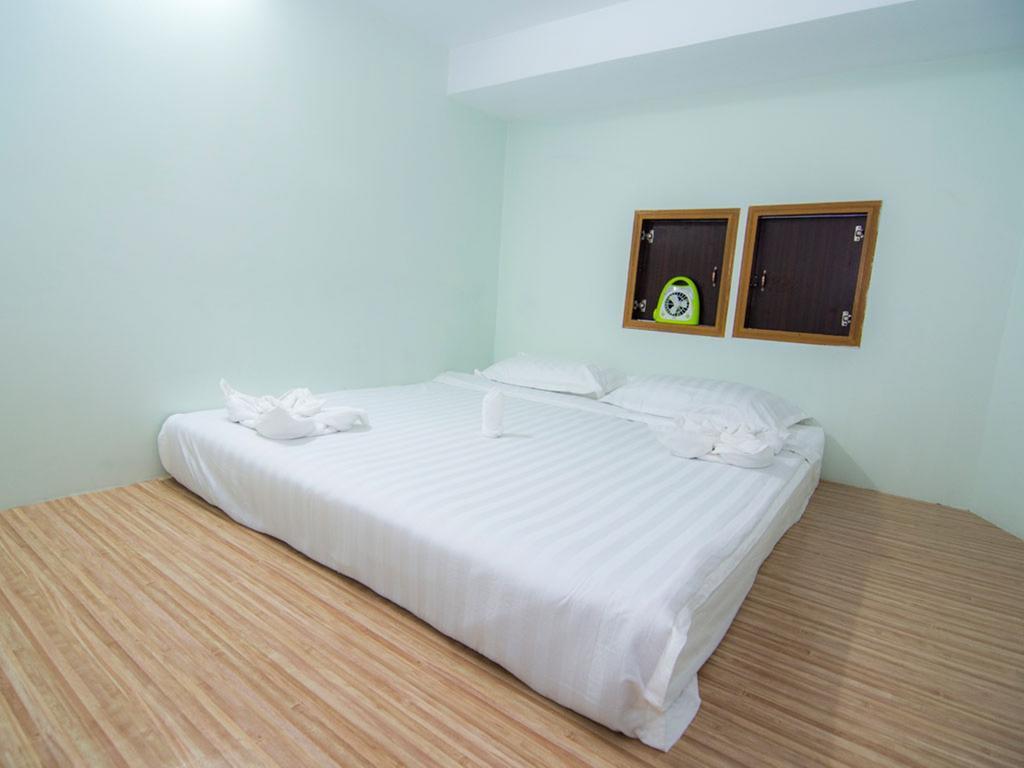 Royal Star Guest House Yangon Ruang foto