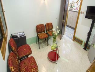 Royal Star Guest House Yangon Bagian luar foto